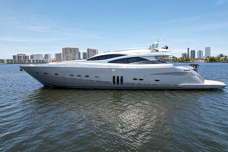 90 ft pershing yacht price