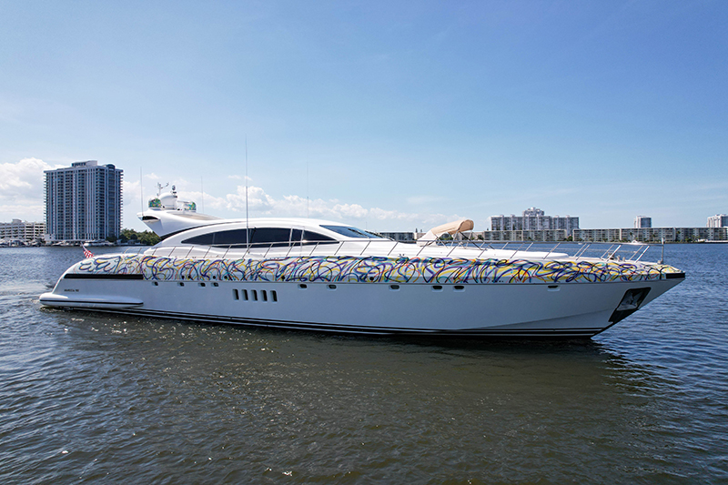 mangusta yacht rental